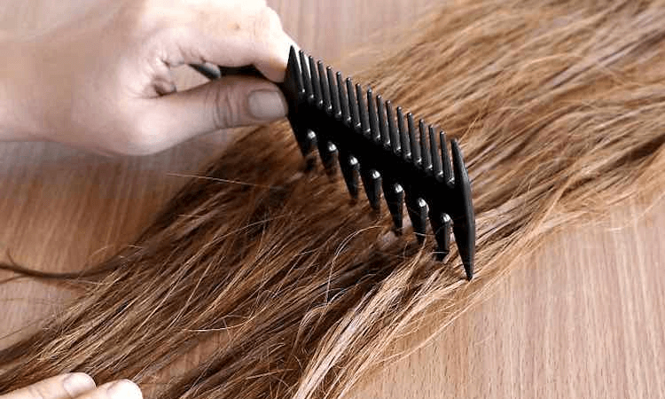 brush hair extensions after washing