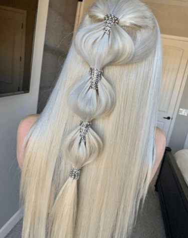 Half-Up-And-Half-Down-Bubble-Ponytails